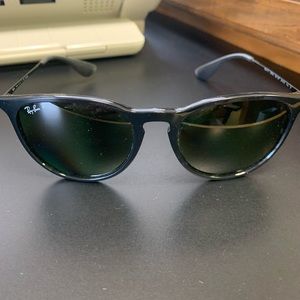 Ray-Ban Erika RB4171 polarized